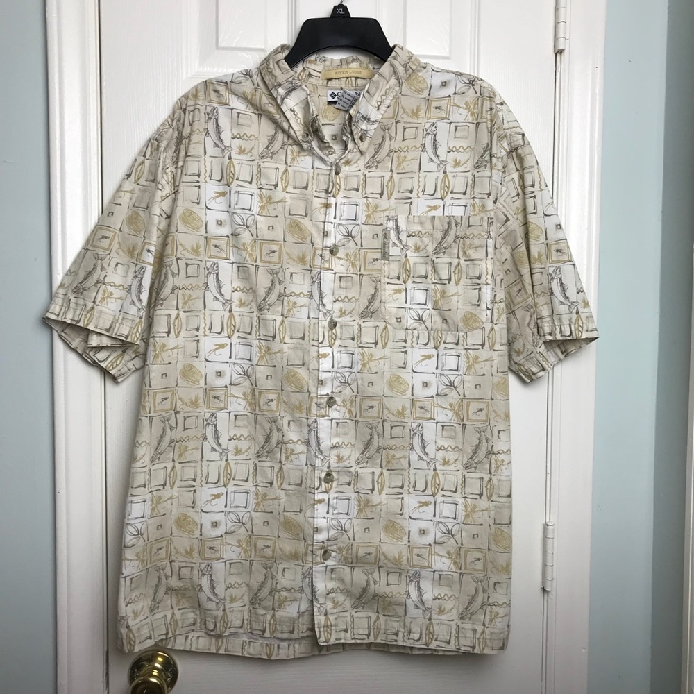 Columbia River Lodge shirt. Size XL